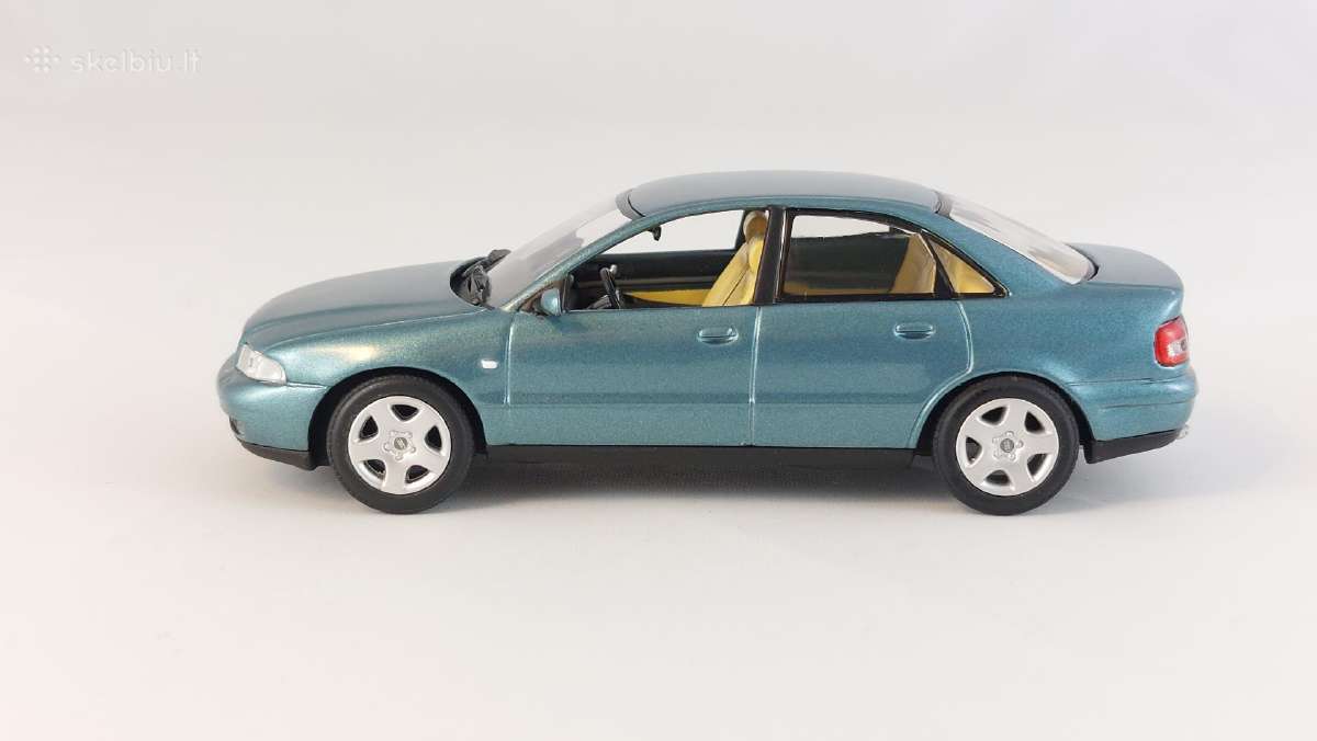 1/43 modeliukai Audi A4 B5 facelift 1999 sedan