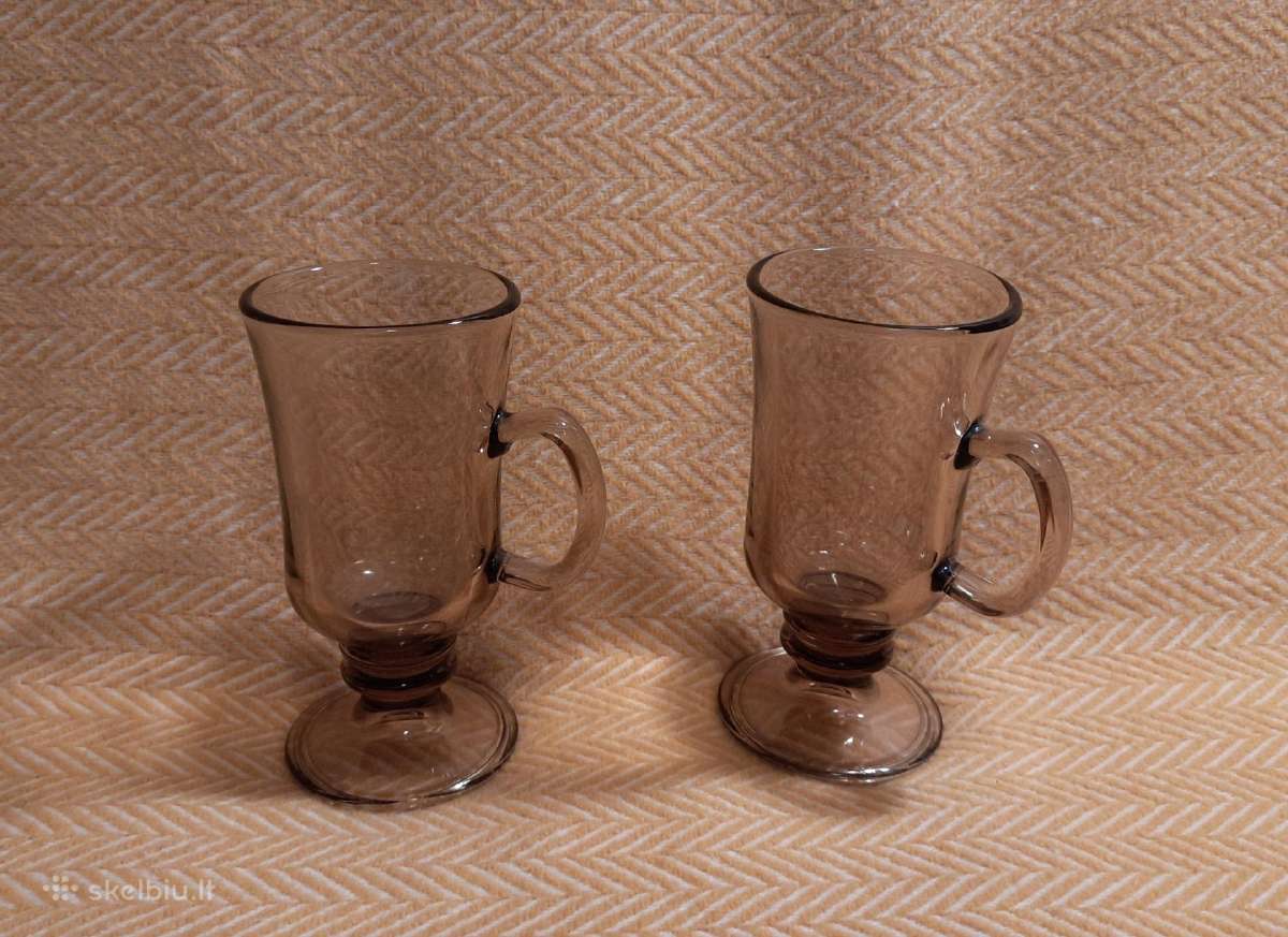 2 stikliniai puodeliai (200 ml talpos)