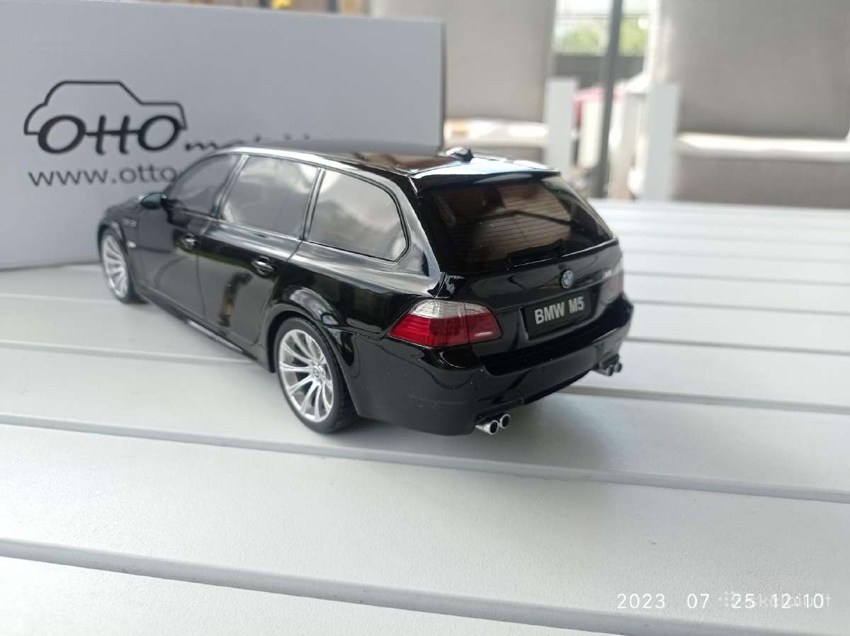Bmw M5 1:18 - nuotraukos Nr. 4