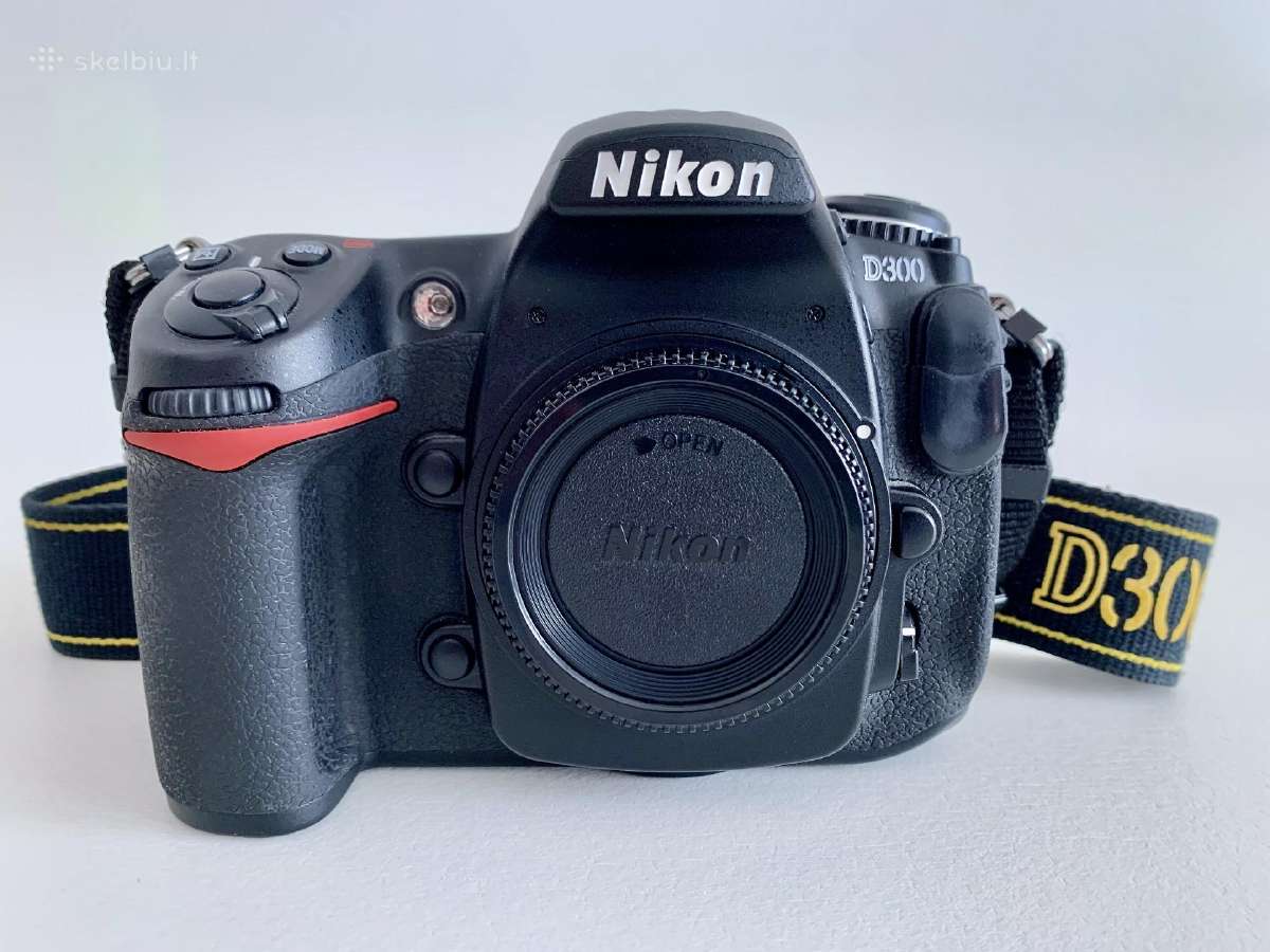 Nikon fotoaparatas su 3 objektyvais ir kita įranga - nuotraukos Nr. 3