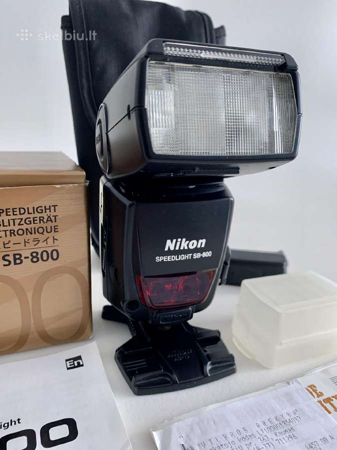 Nikon fotoaparatas su 3 objektyvais ir kita įranga - nuotraukos Nr. 13
