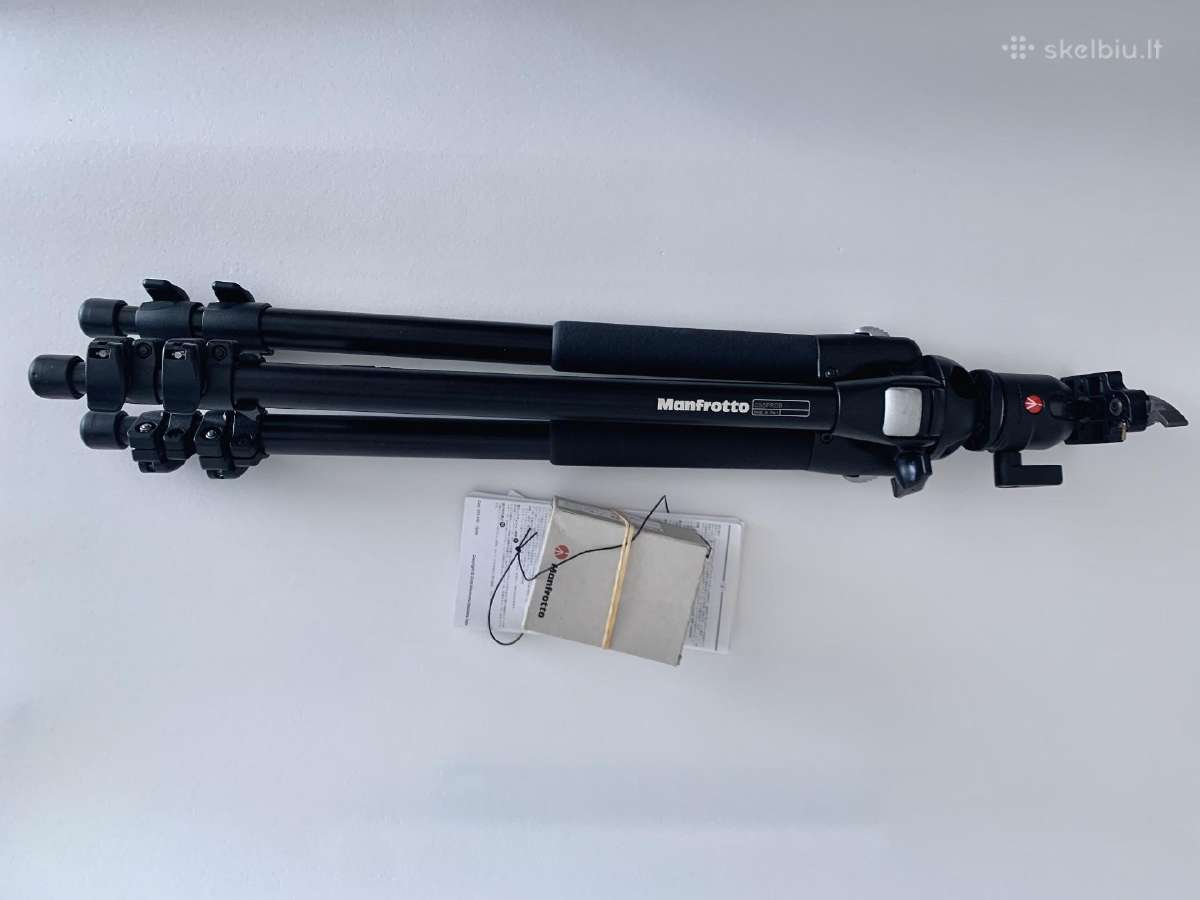 Nikon fotoaparatas su 3 objektyvais ir kita įranga - nuotraukos Nr. 20