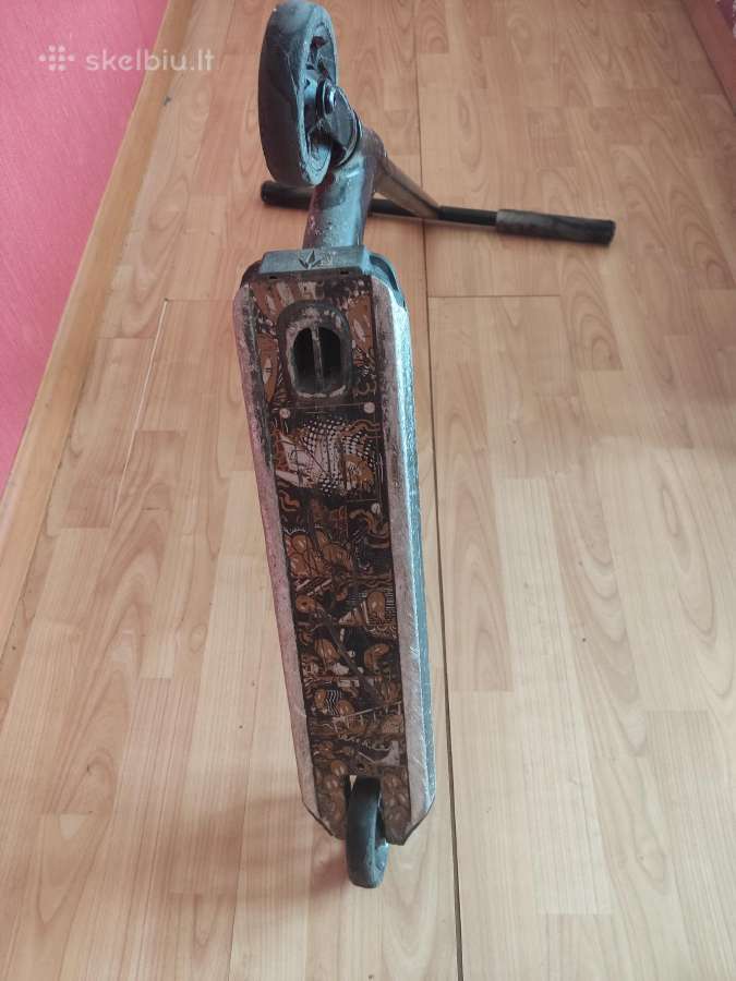 Parduodu triukini paspirtuka blunt colt s4