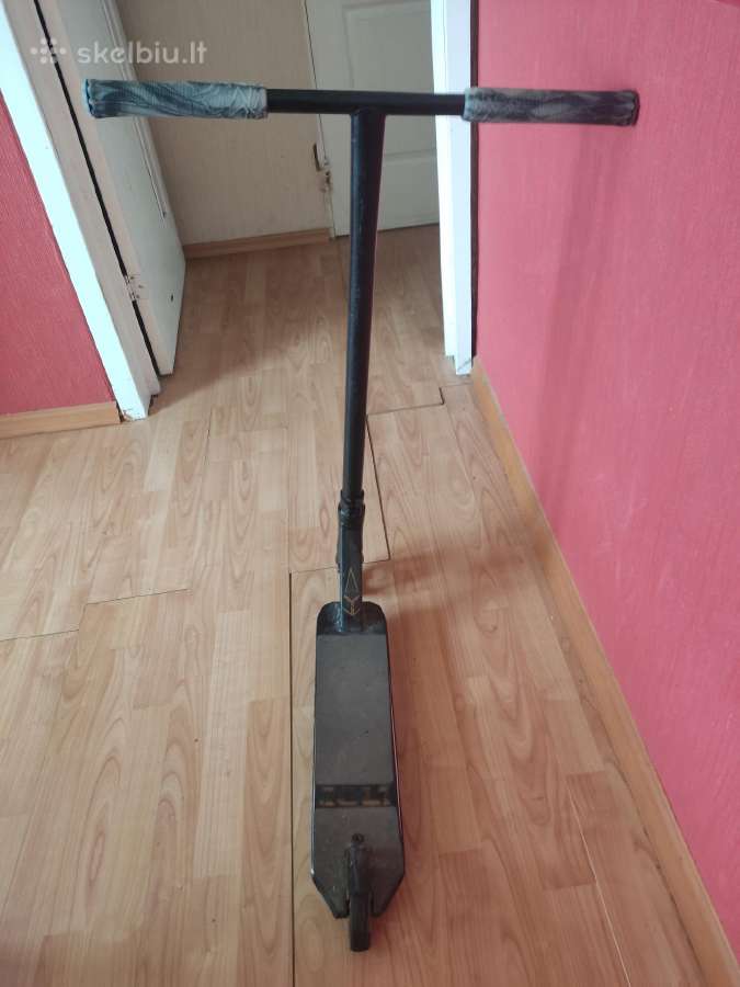 Parduodu triukini paspirtuka blunt colt s4 - nuotraukos Nr. 3