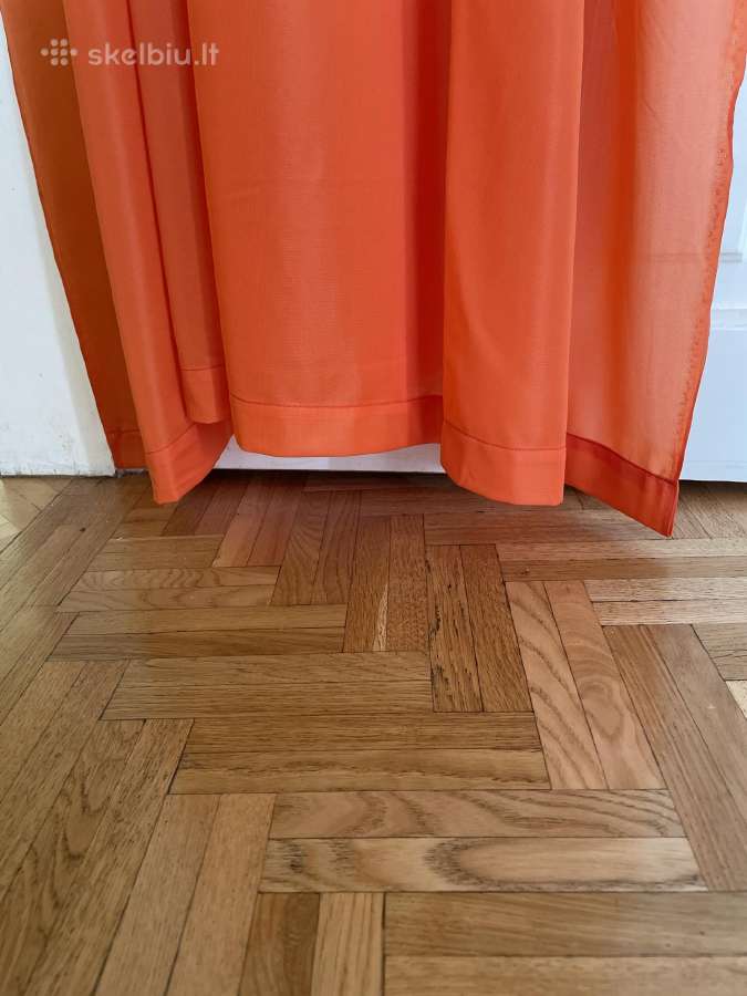 Oranžinės užuolaidos - nuotraukos Nr. 2