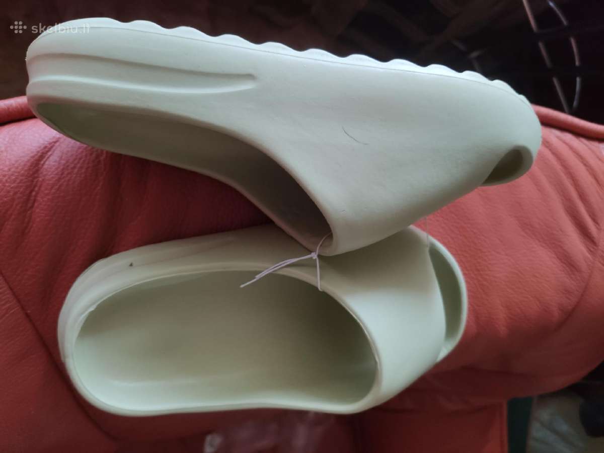 Šlepetės storu padu 36/37 dydis 24 cm - nuotraukos Nr. 2