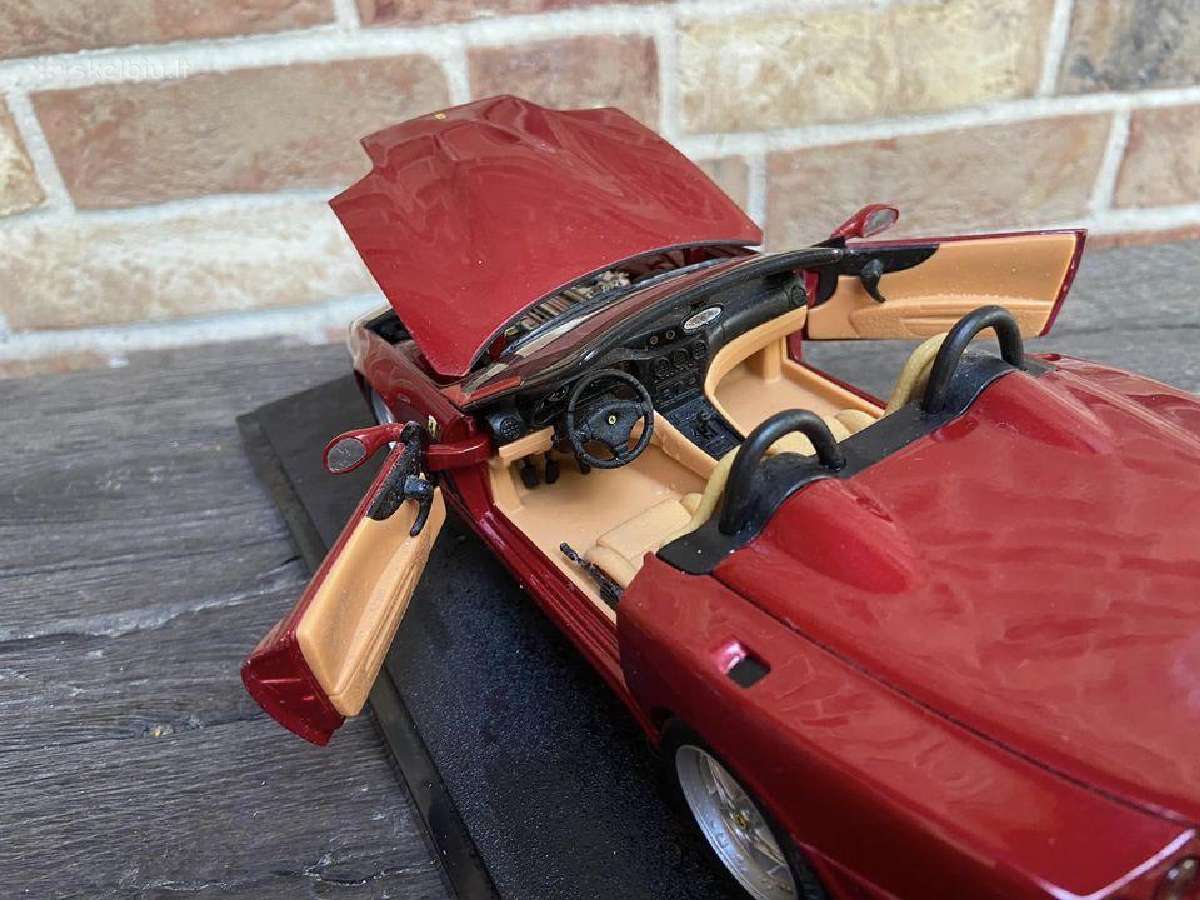 Hot wheels 1:18 Ferrari 550 Barchetta Pininfarina - nuotraukos Nr. 5