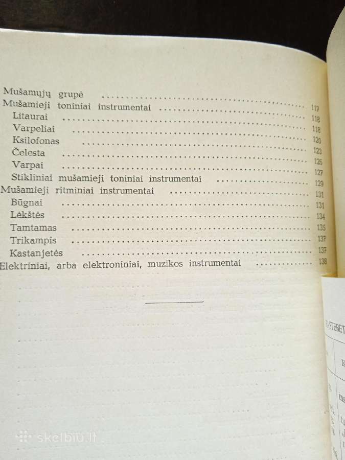Knyga "Pažinkime muzikos instrumentus" - nuotraukos Nr. 7