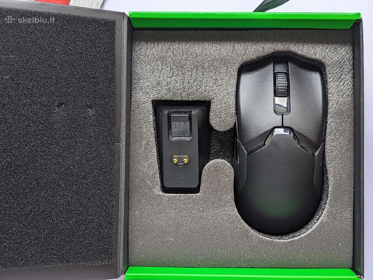 Razer Viper Ultimate belaidė pelė su stovu