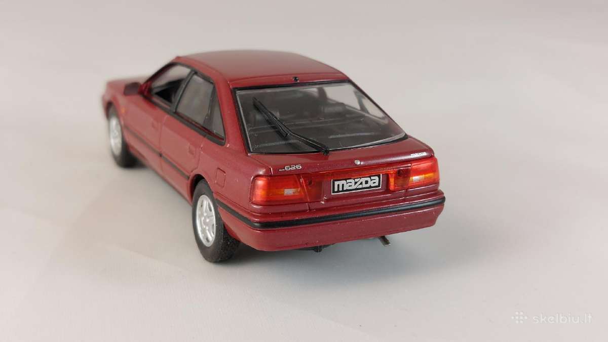 1/43 modeliukai Mazda 626 Mk4 1987-1992 hatchback - nuotraukos Nr. 4