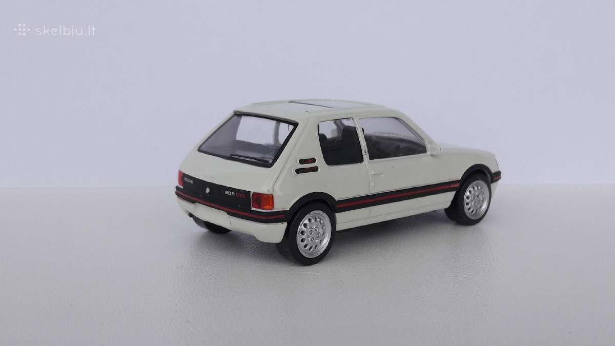 1/43 modeliukai Peugeot 205 1983 - nuotraukos Nr. 3