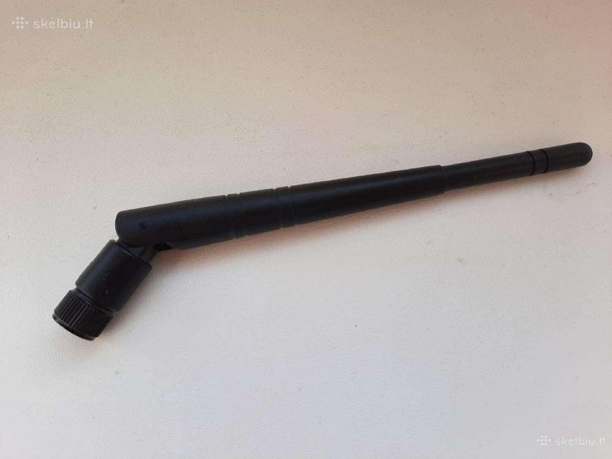 WiFi antenos 2.4G yra 4 vnt.