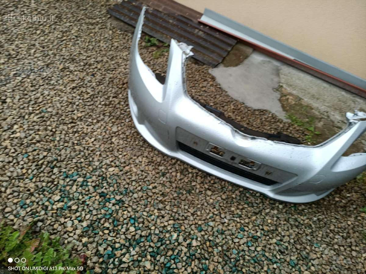 Parduodamos Toyota automobilio priekio dalys - nuotraukos Nr. 5