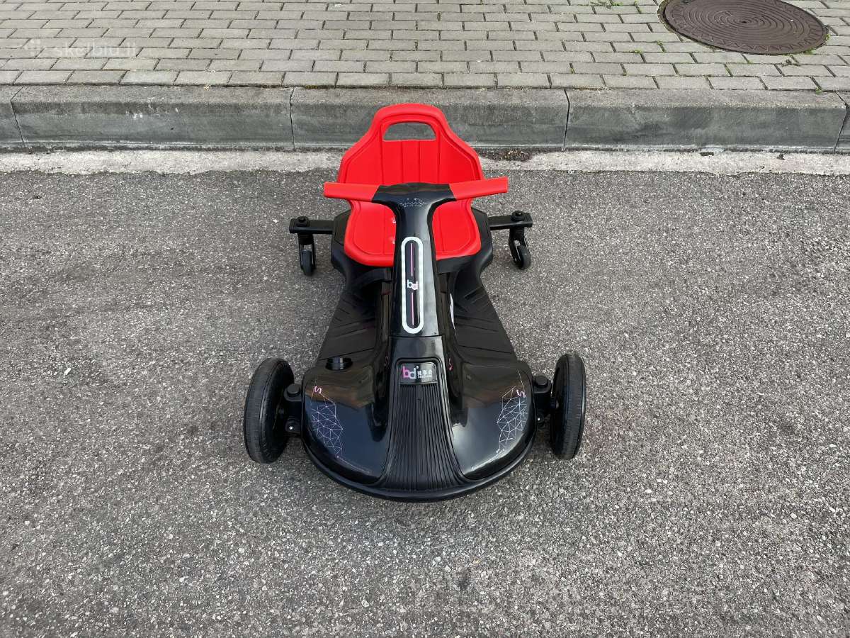 Parduodamas elektrinis drifto kartingas vaikams