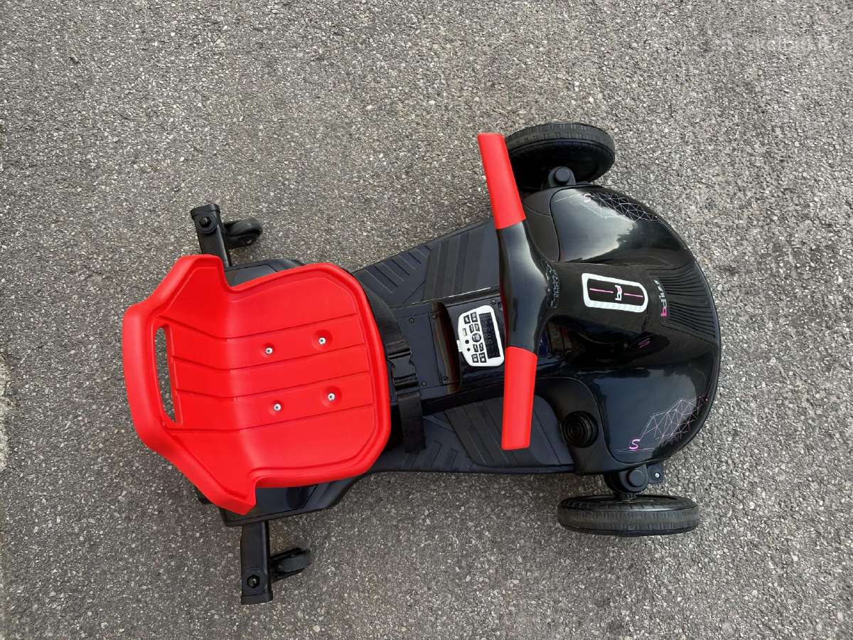 Parduodamas elektrinis drifto kartingas vaikams - nuotraukos Nr. 5