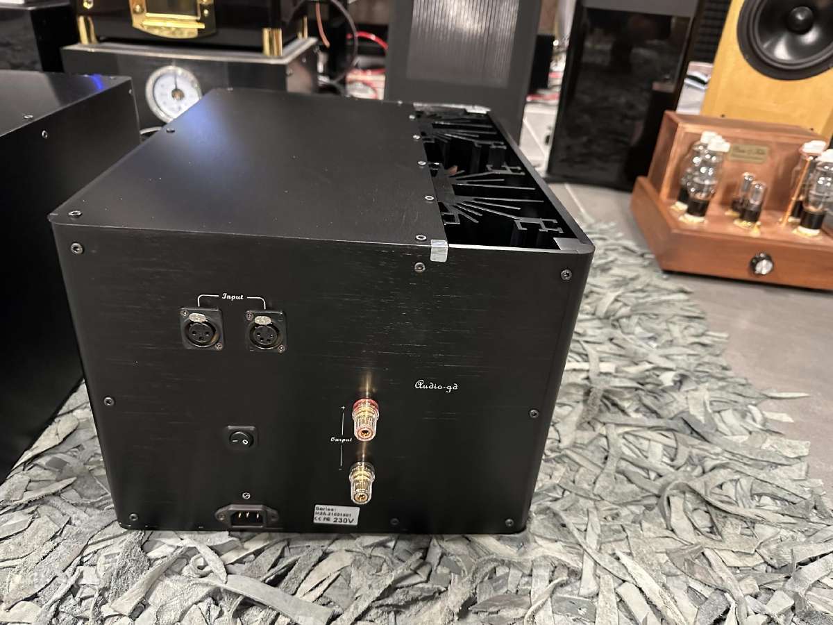 Audio-gd R-28 Mk3 Discrete R2r Dac / Preamplifier - nuotraukos Nr. 12