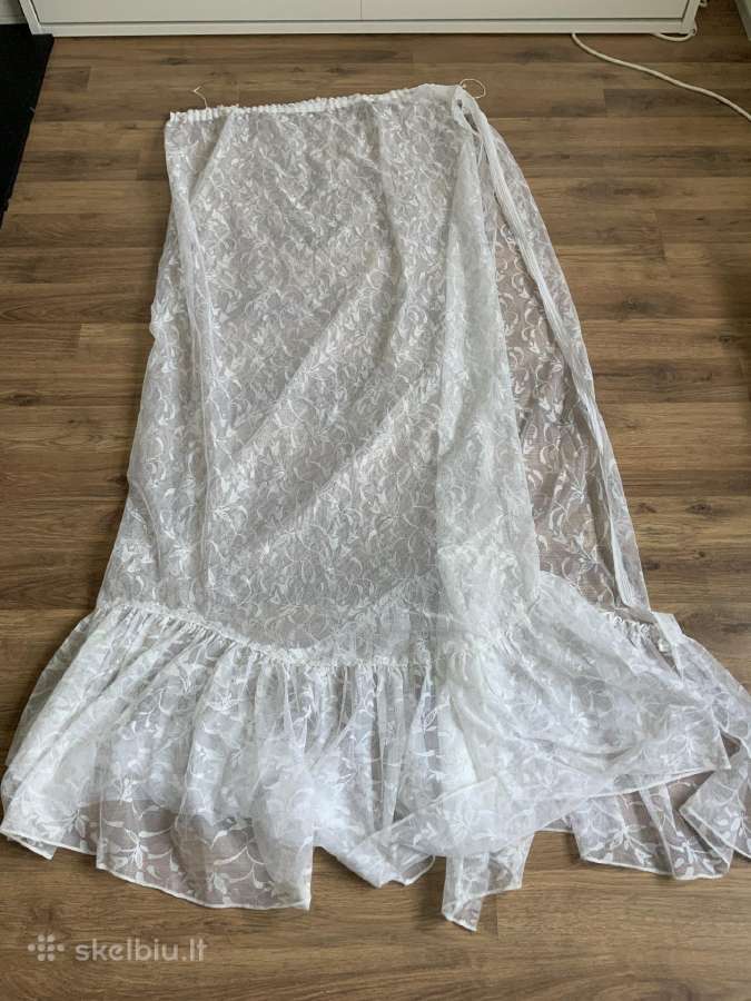 Baltos užuolaidos apie 200x140