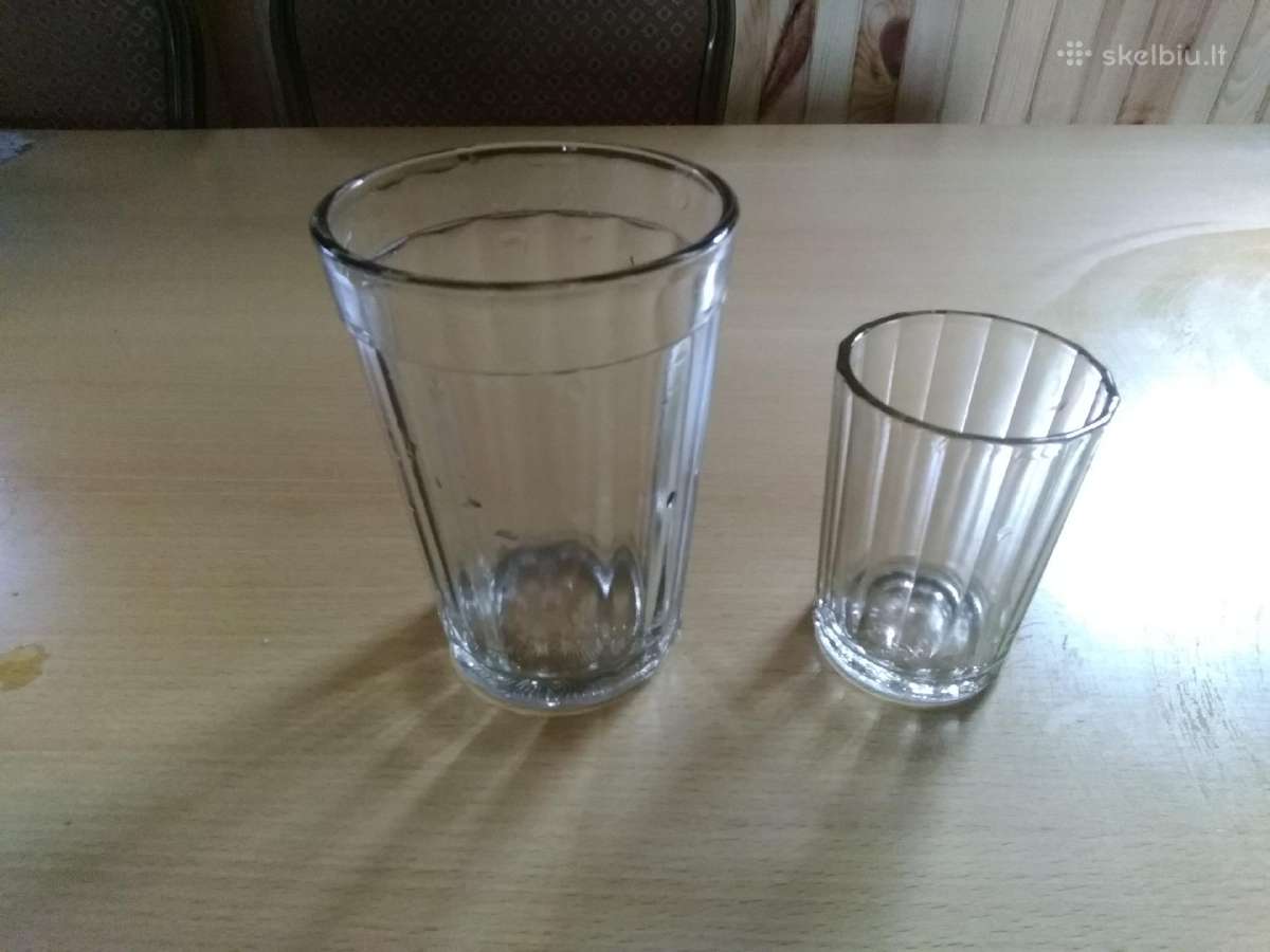 Stiklinės ir stikliukai