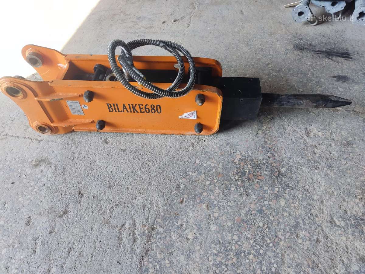 Parduodamas naujas hidraulinis kūjis 1600€
