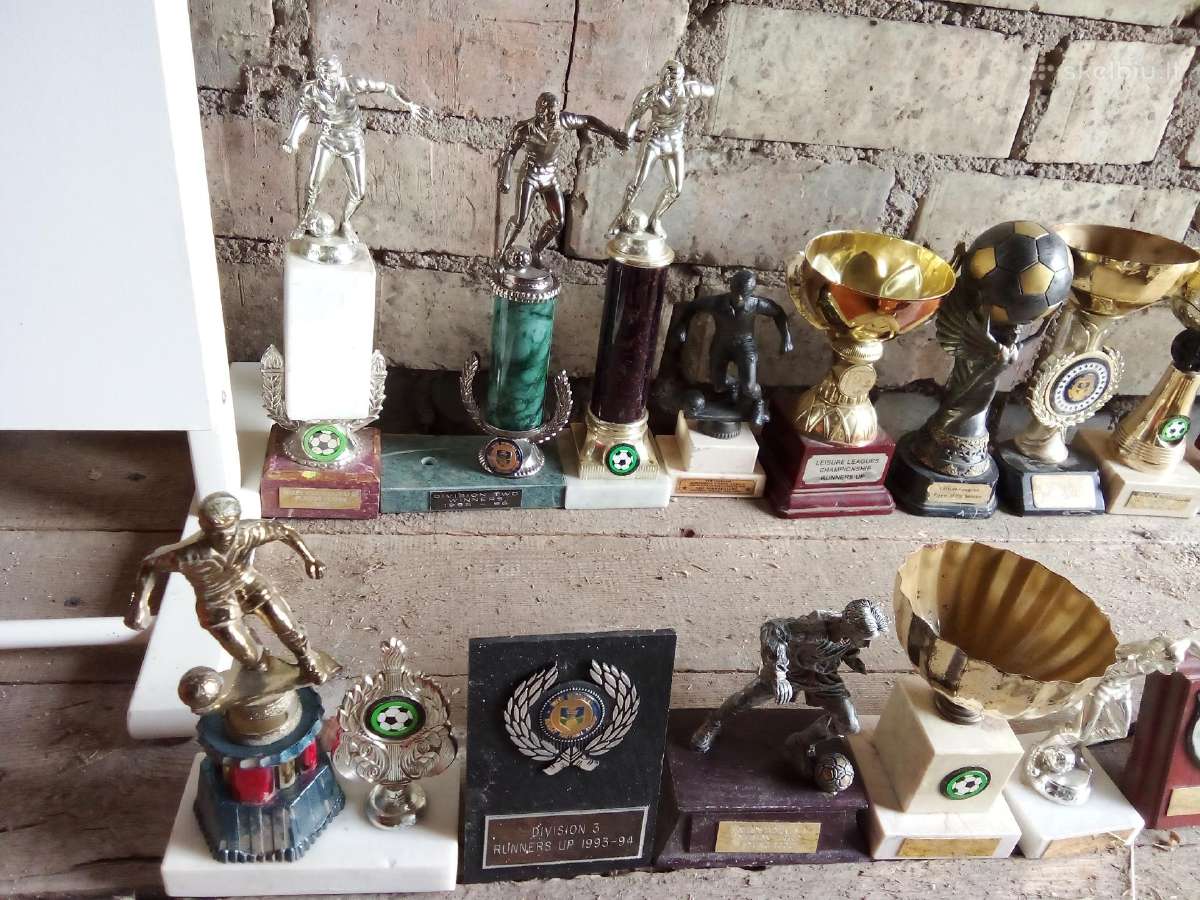 Futbolo trofejai 31vnt pigiai - nuotraukos Nr. 2