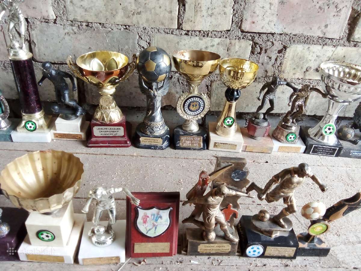 Futbolo trofejai 31vnt pigiai - nuotraukos Nr. 3