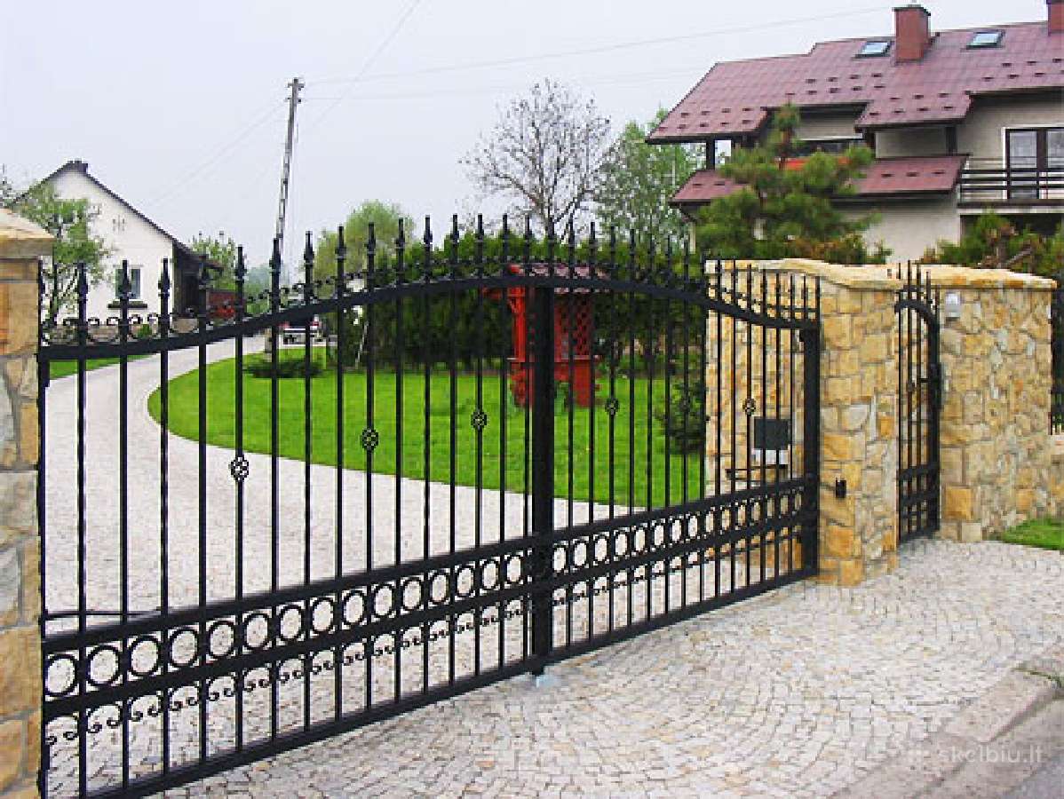 Stumdomi ir atveriami kiemo vartai iš profesionalų - nuotraukos Nr. 7