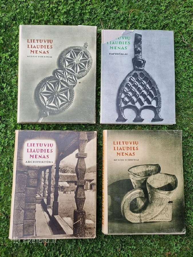 Lietuvių liaudies menas.medžio dirbiniai. 2 knygos
