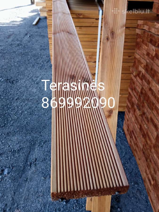 Visa medienos apdaila vienoje vietoje