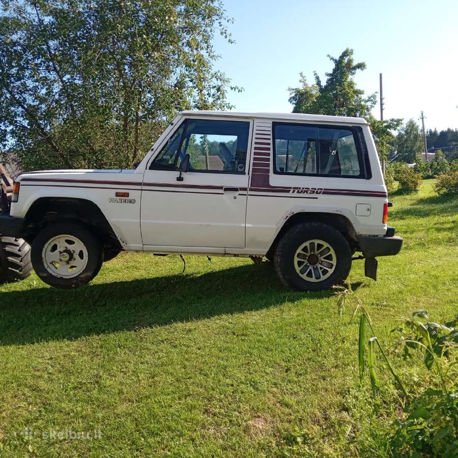 Mitsubishi Pajero dalimis - nuotraukos Nr. 8