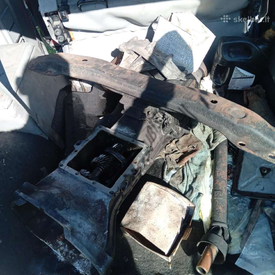 Mitsubishi Pajero dalimis - nuotraukos Nr. 23