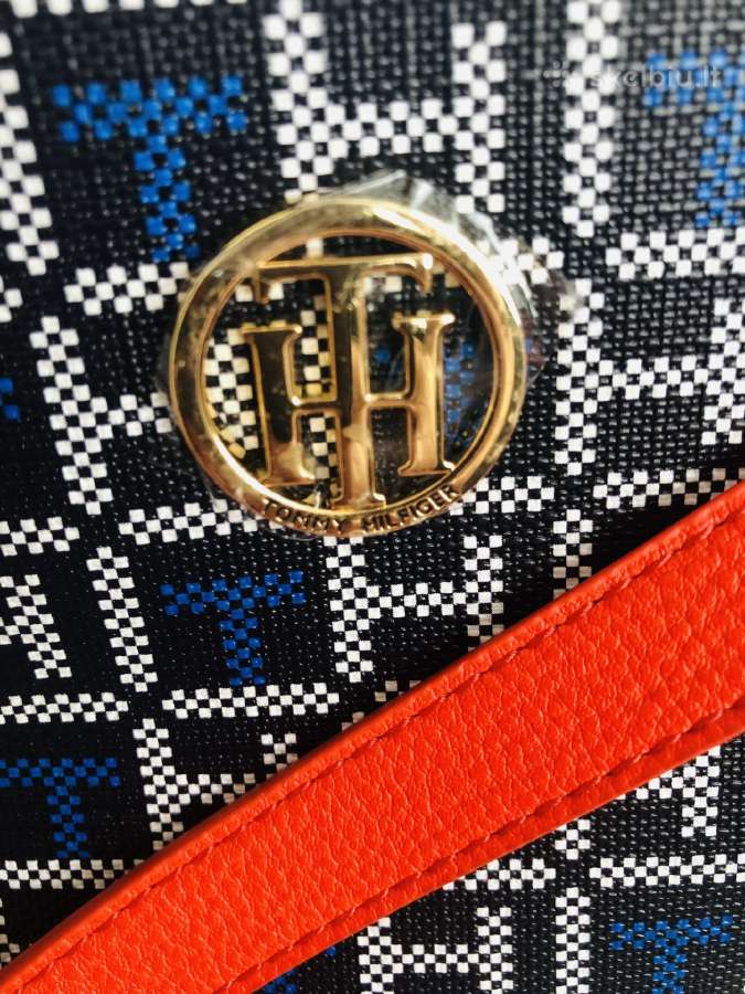 Moteriškas Tommy Hilfiger rankinukas per peti - nuotraukos Nr. 4