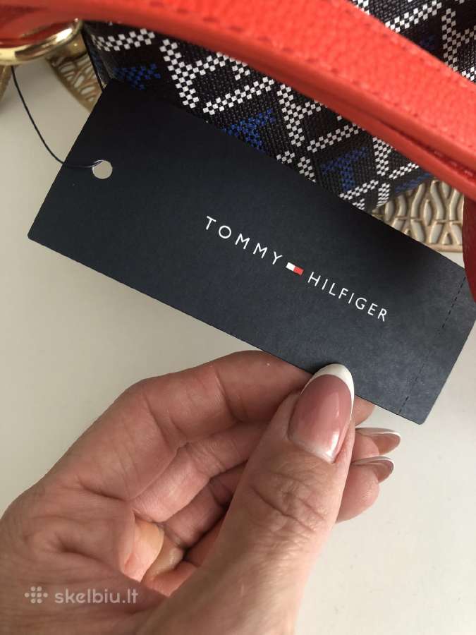 Moteriškas Tommy Hilfiger rankinukas per peti - nuotraukos Nr. 5