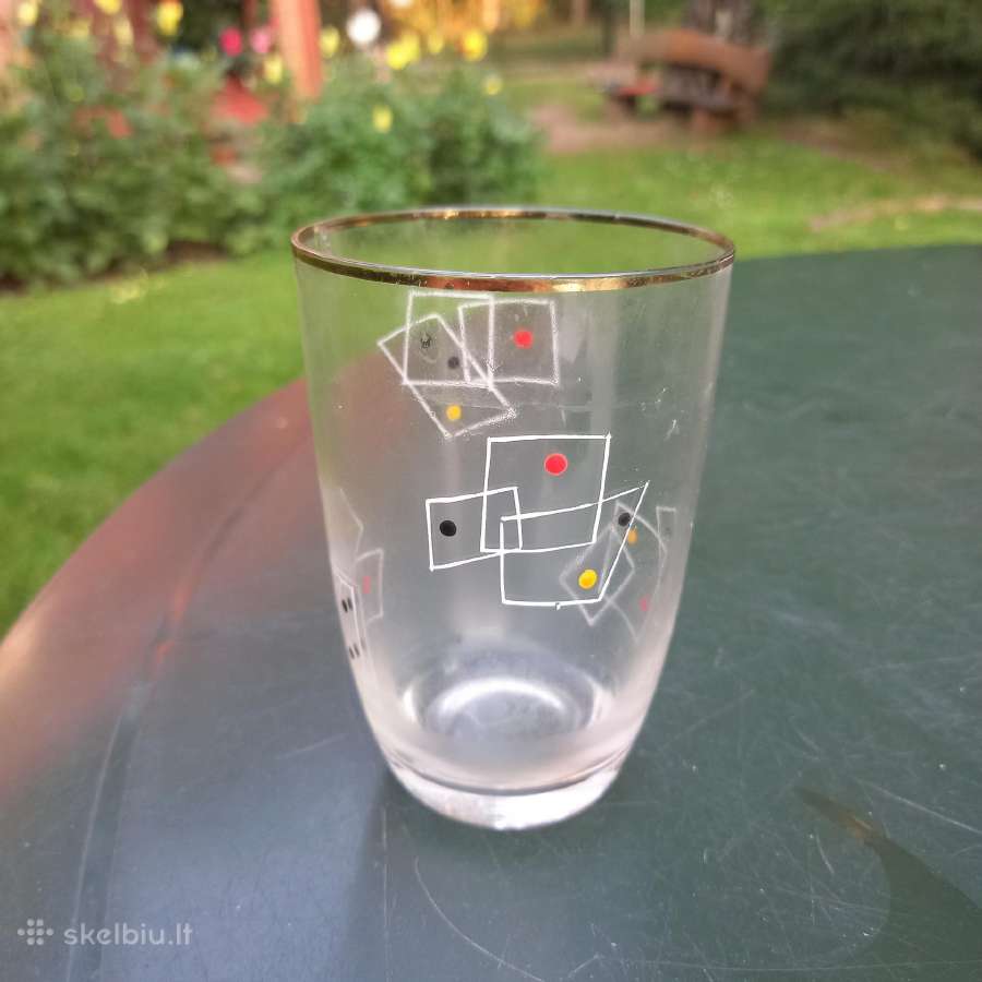 Stiklinė retro