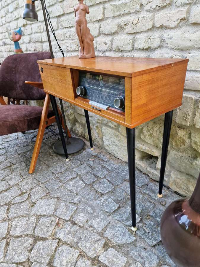 Vintažinis mid century lempinė radijo konsolė - nuotraukos Nr. 3
