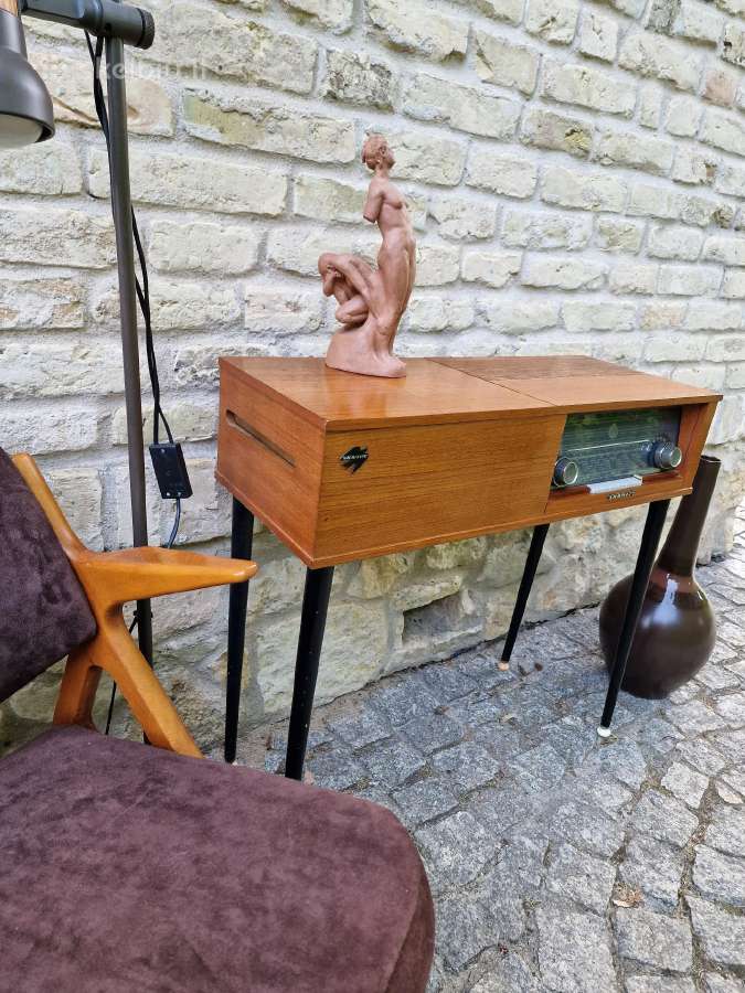 Vintažinis mid century lempinė radijo konsolė - nuotraukos Nr. 7