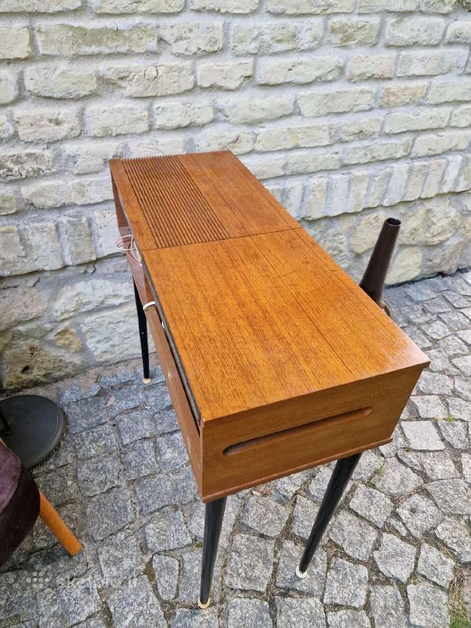 Vintažinis mid century lempinė radijo konsolė - nuotraukos Nr. 11