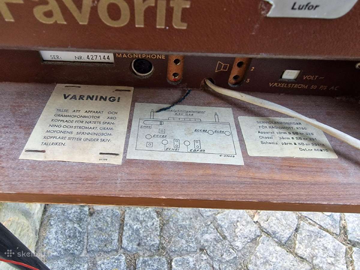 Vintažinis mid century lempinė radijo konsolė - nuotraukos Nr. 15
