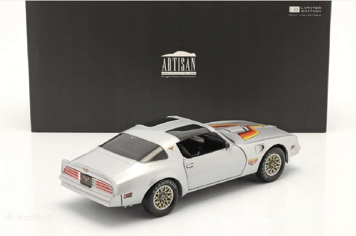 Pontiac Firebird - nuotraukos Nr. 2
