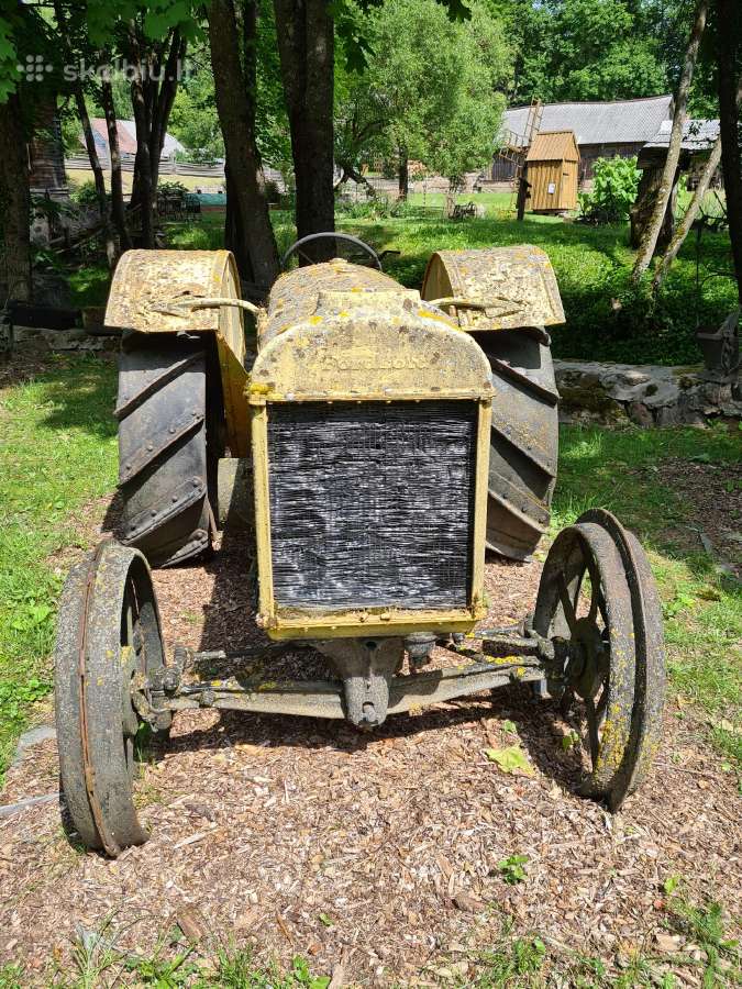 Senovinis traktorius Fordson - nuotraukos Nr. 2
