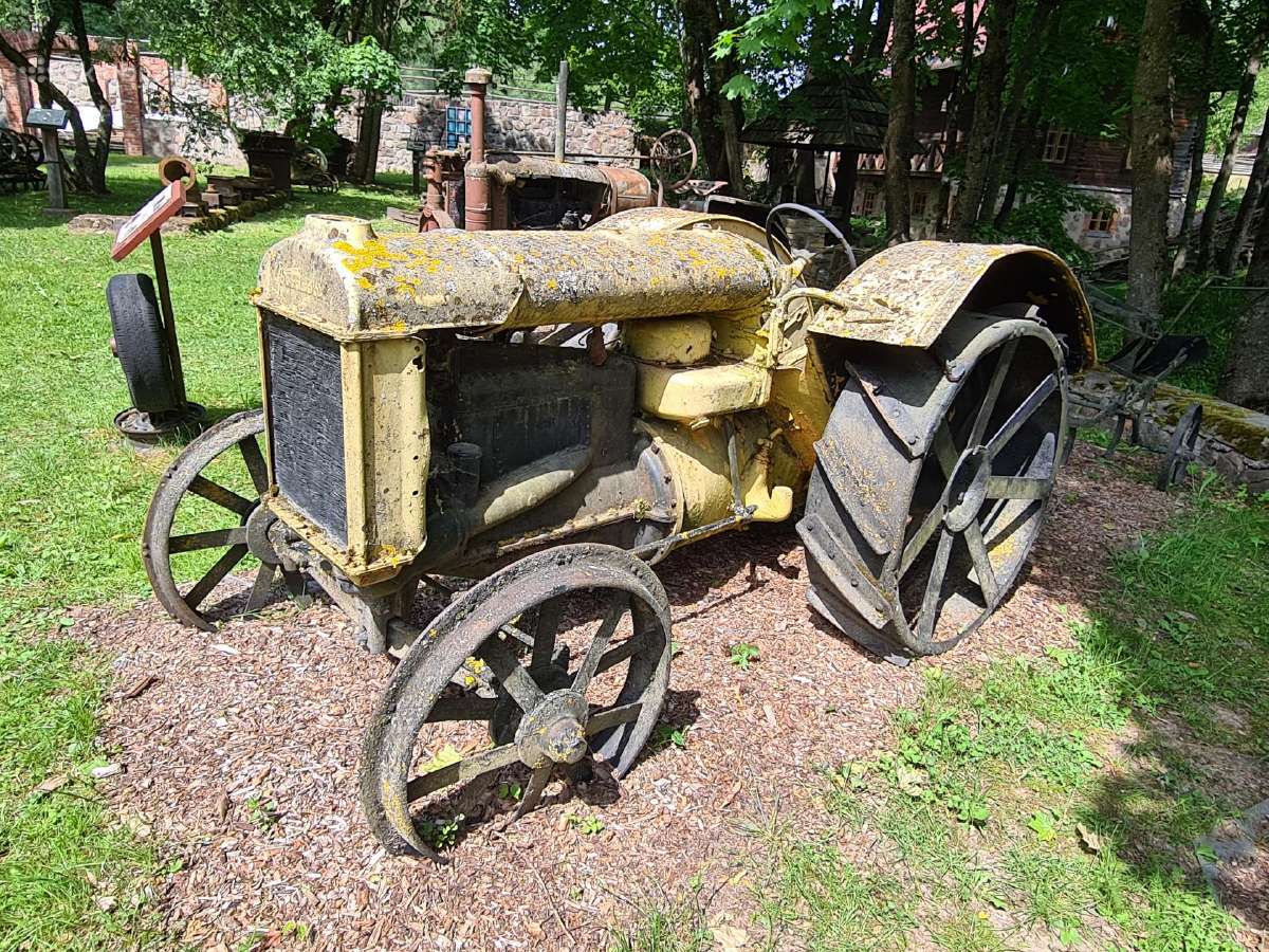 Senovinis traktorius Fordson - nuotraukos Nr. 3