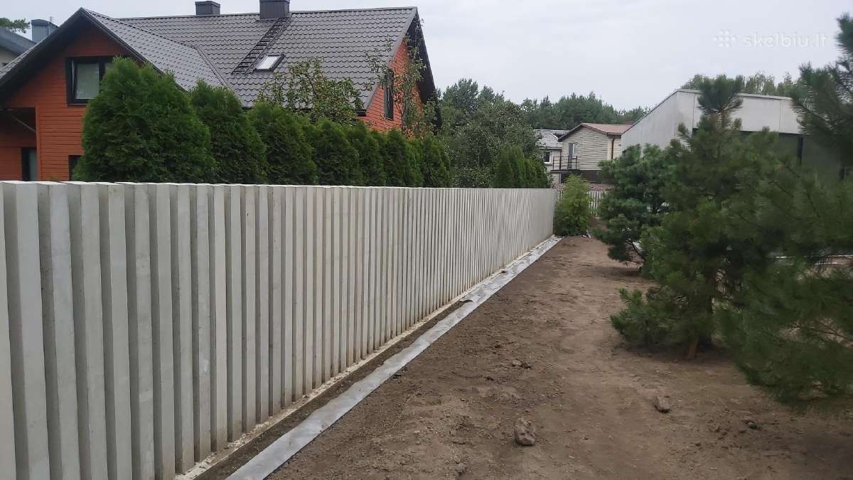 Tvoros stulpas betono šukinė tvora - nuotraukos Nr. 3