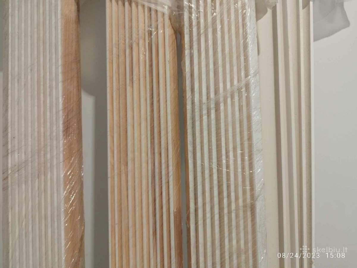 Klijuoto medžio grindjuostė 2400x40x22mm pušinė/ba