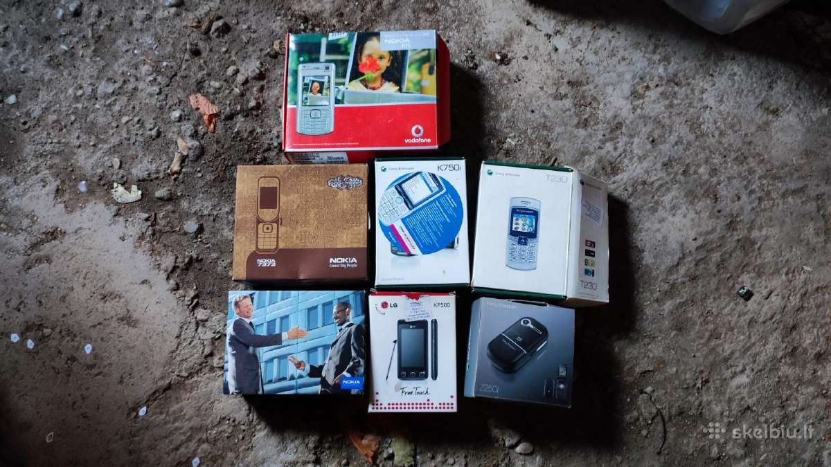 Įkrovikliai,adapteriai, telefonų dėžutės