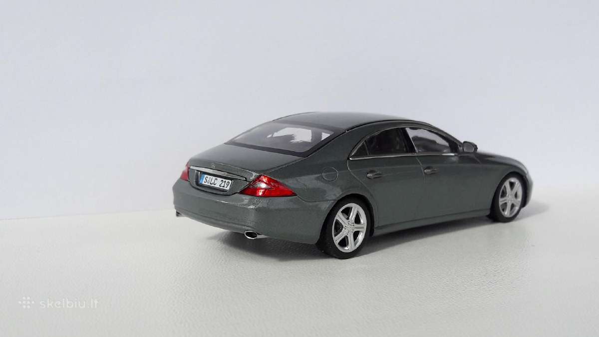 1/43 modeliukai MB Cls-class Mk1 C219 2004-2008 - nuotraukos Nr. 3