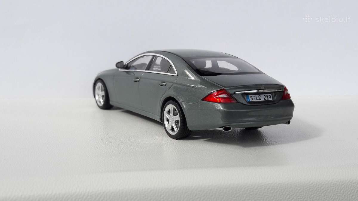 1/43 modeliukai MB Cls-class Mk1 C219 2004-2008 - nuotraukos Nr. 4