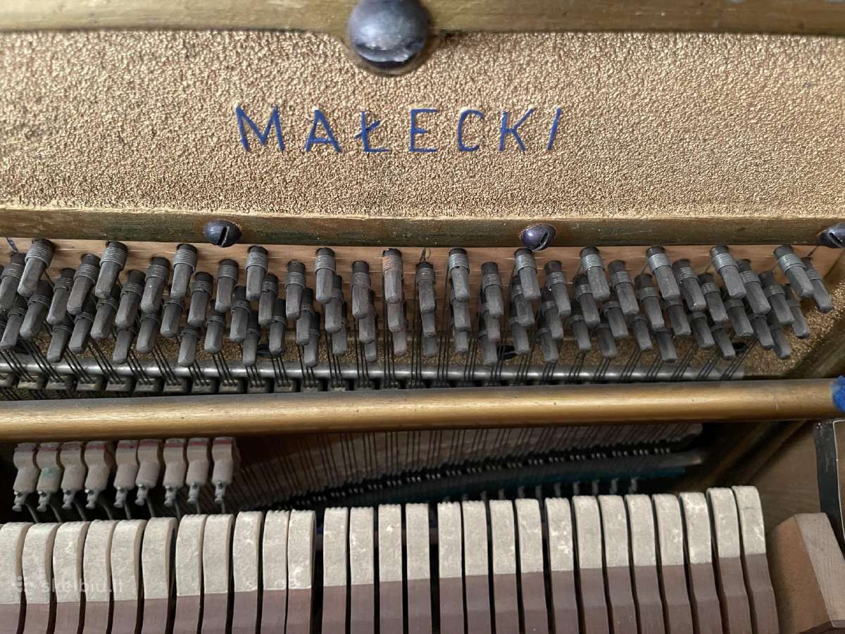 Antikvarinis pianinas,nesuderintas,išsivežti patie - nuotraukos Nr. 4