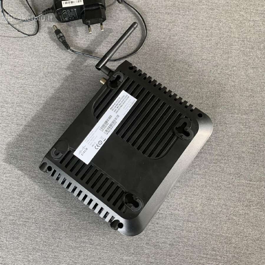 Cisco Epc2325 gateway with wireless accsess point - nuotraukos Nr. 4