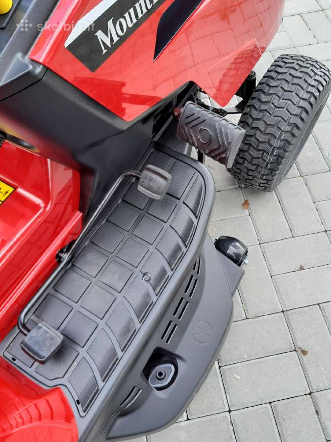 Sodo traktoriukas su krepšiu Mountfield 1638h - nuotraukos Nr. 12