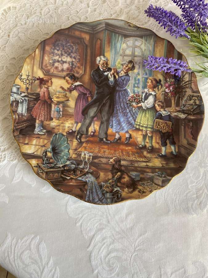 Kolekcijinė lėkštė ''Šventė pas senelius''