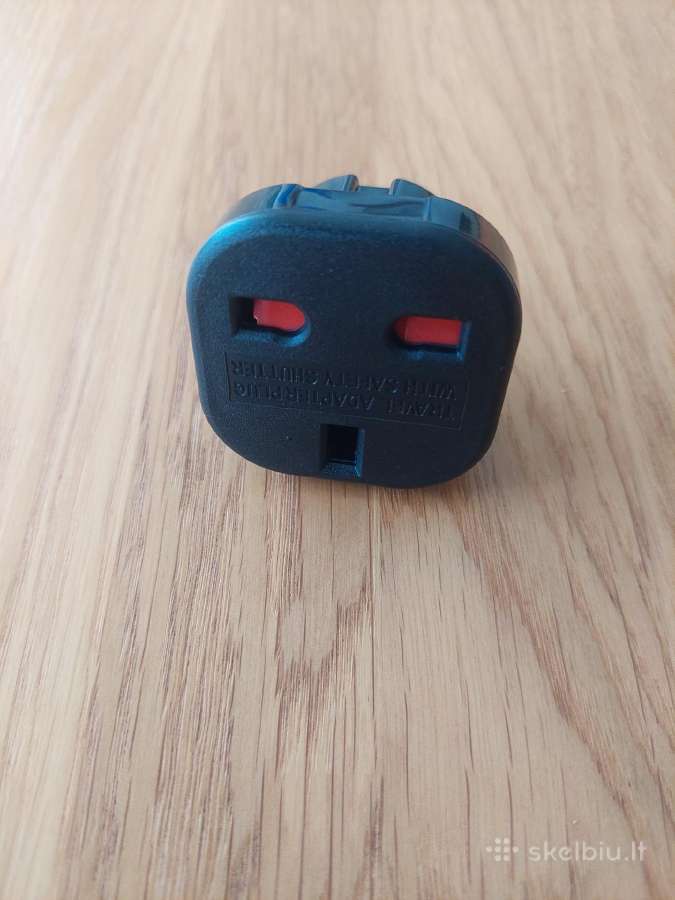 Adapteris iš UK i Eu.